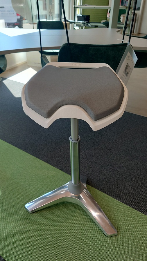 ONGO Stand weiß 